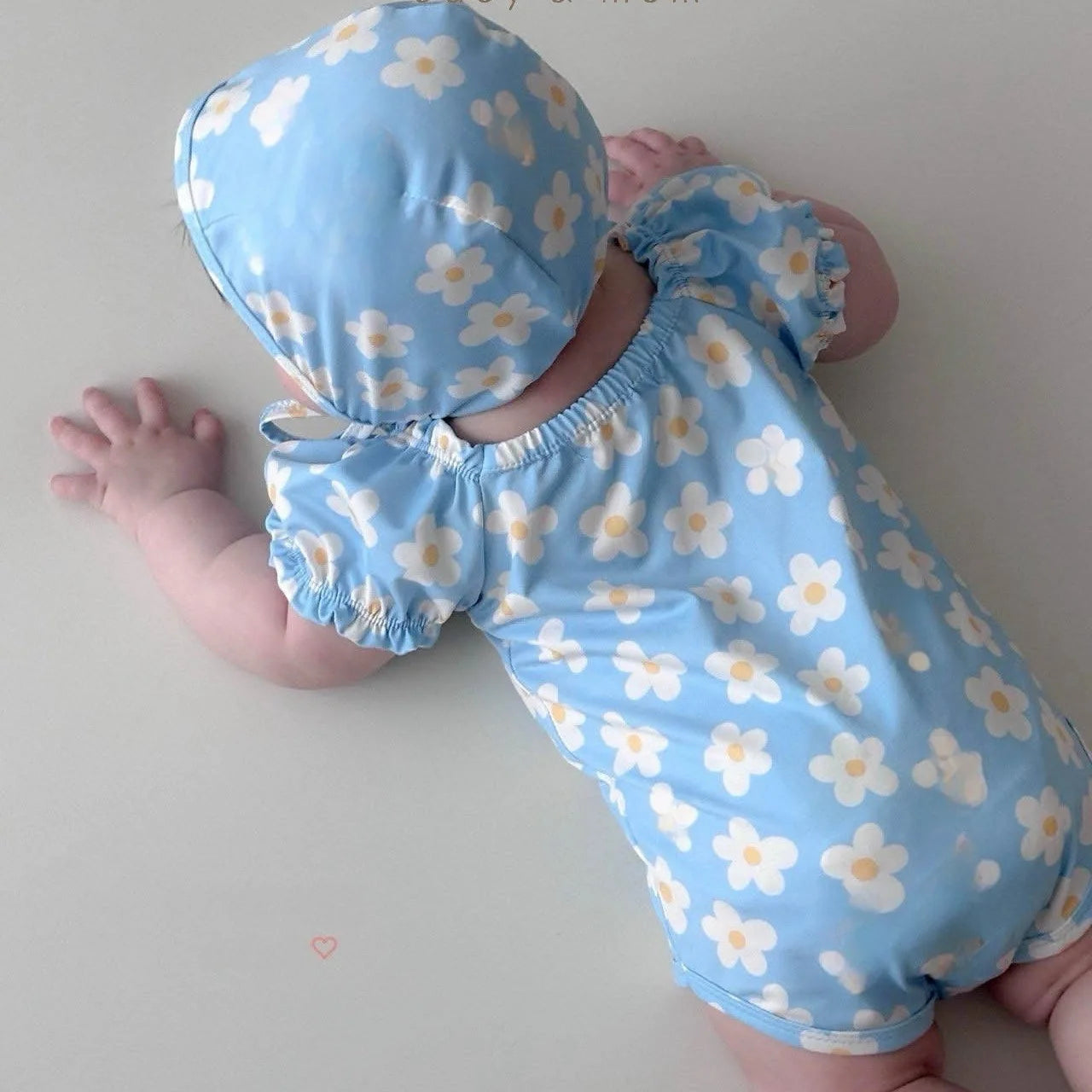 Maillot de bain pour bébé, modèle 6314, combinaison d'été coréenne pour nourrissons, vêtements de natation avec chapeau, style escalade en bord de mer, 2025
