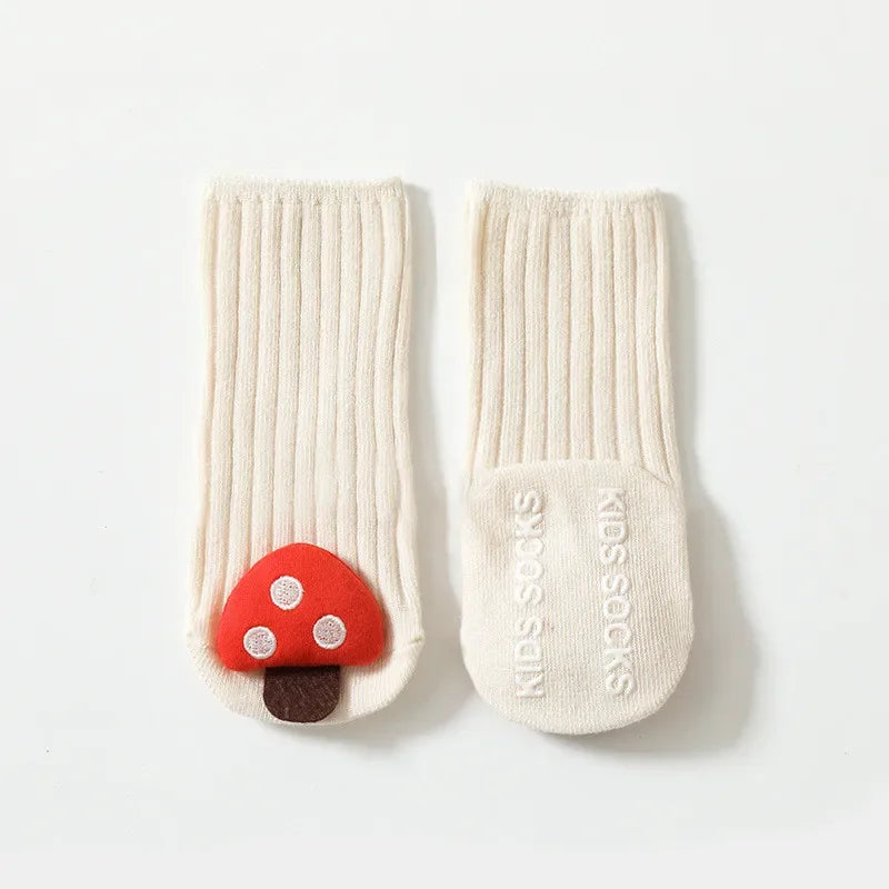 Chaussettes bébé, jolies chaussettes de dessin animé pour enfants, antidérapantes, pour filles et garçons, chaussettes de sol pour tout-petits, printemps-automne, mignonnes, accessoires pour nouveau-nés
