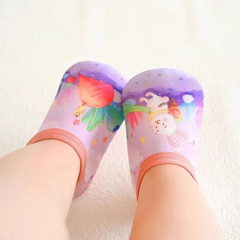 Chaussures d'eau pour bébé, motif animal de dessin animé coloré, pour piscine, plage, enfants, natation, surf, sport, baskets, chaussettes antidérapantes pour intérieur et extérieur