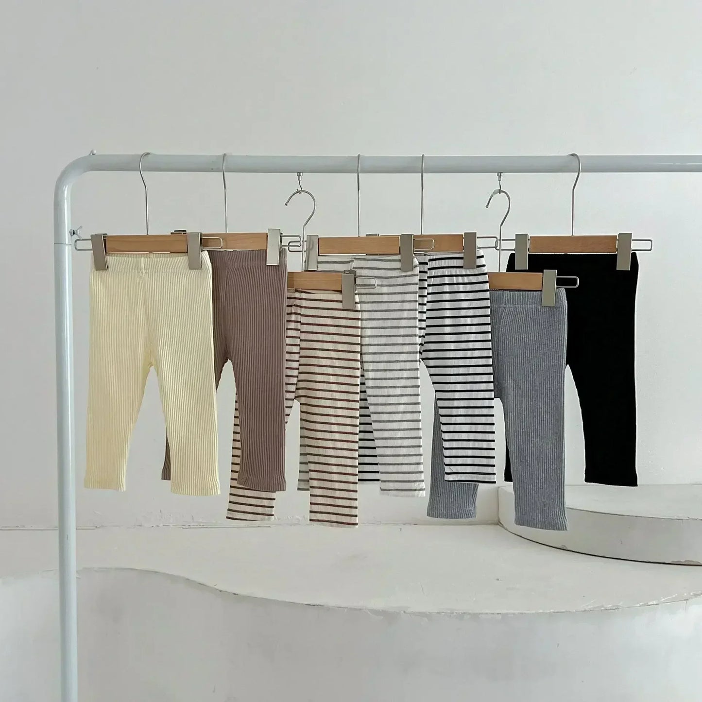 Leggings simples et solides pour bébé, pantalons skinny à rayures pour filles, pantalons slim en coton élastique pour nouveau-né, pantalons extensibles pour garçons