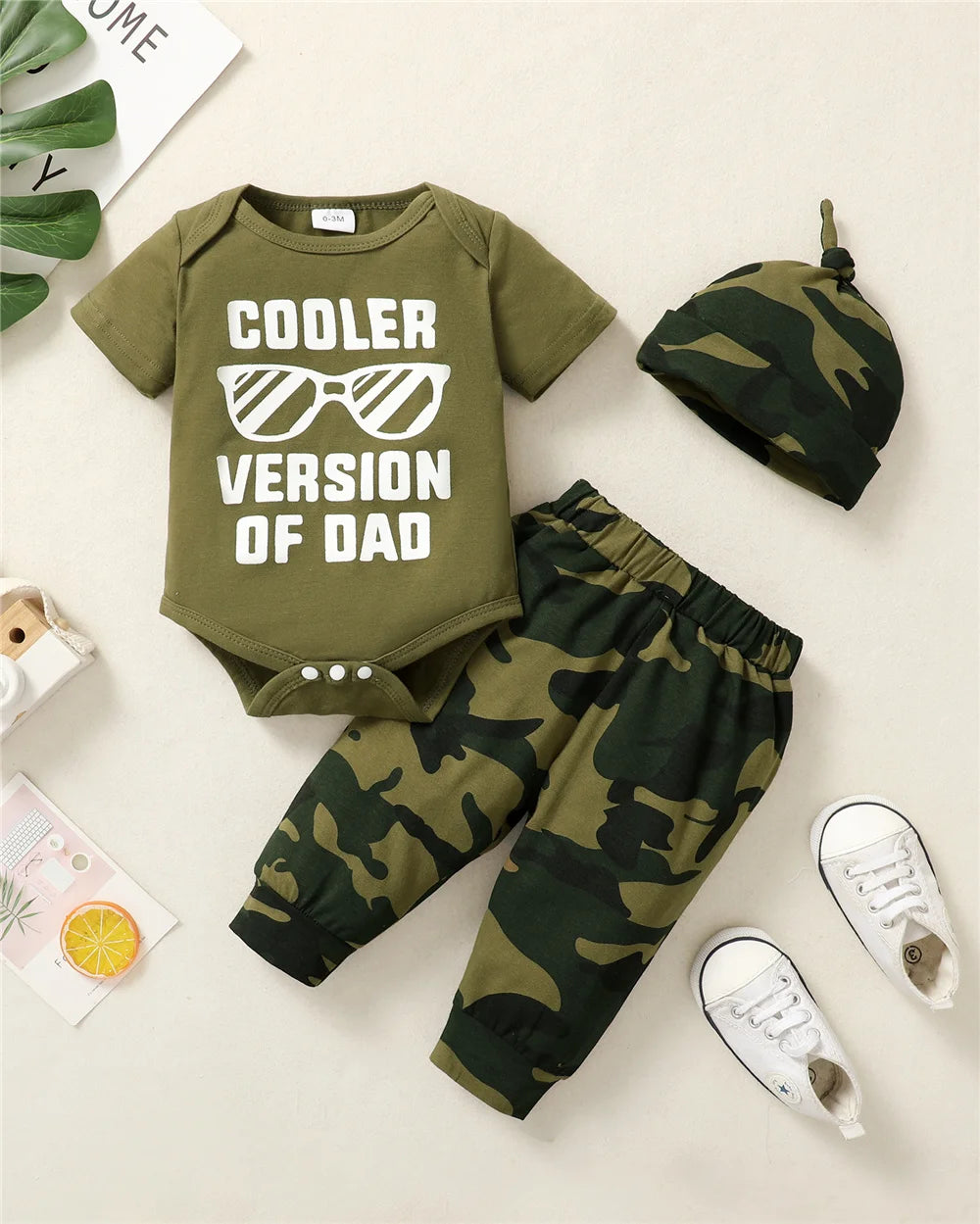 Ensemble 3 pièces pour nouveau-né garçon de 0 à 18 mois, barboteuse à manches courtes et pantalon camouflage avec chapeau, tenue décontractée