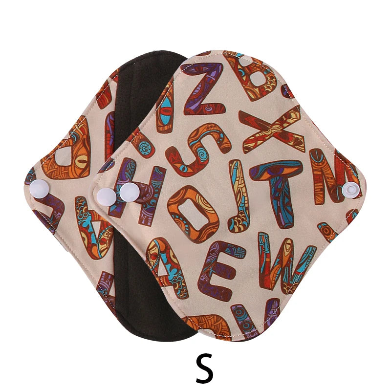Serviettes hygiéniques en tissu, taille 18 x 18 cm, protège-slips lavables et réutilisables, avec intérieur en charbon de bambou