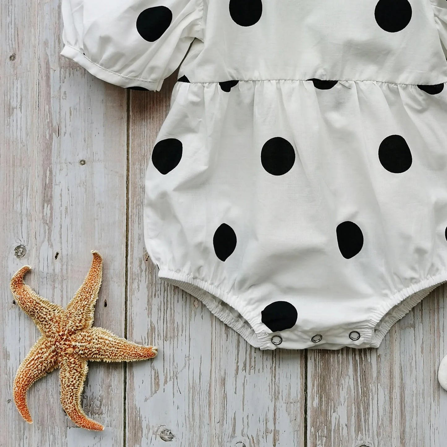Barboteuse à manches courtes pour bébé avec bandeau à nœud, imprimé à pois, style doux, vêtements d'été, 0-24 mois