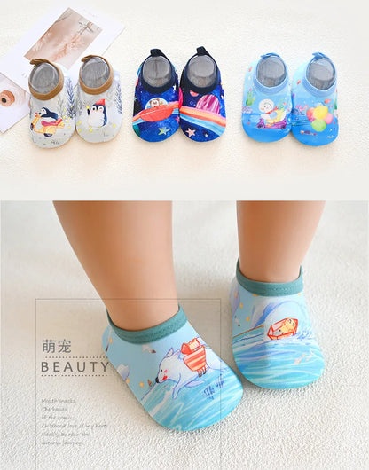 Chaussures d'eau pour bébé, motif animal de dessin animé coloré, pour piscine, plage, enfants, natation, surf, sport, baskets, chaussettes antidérapantes pour intérieur et extérieur