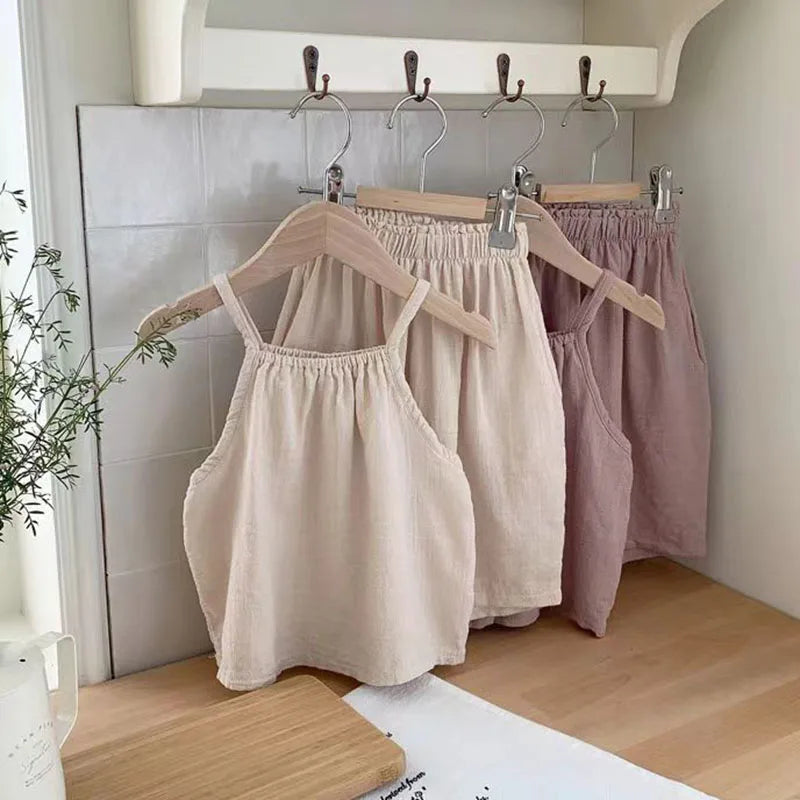 TZ2443 Bébé fille été nouveau design simple coton et lin couleur unie haut ample pantalon large vacances décontracté deux pièces