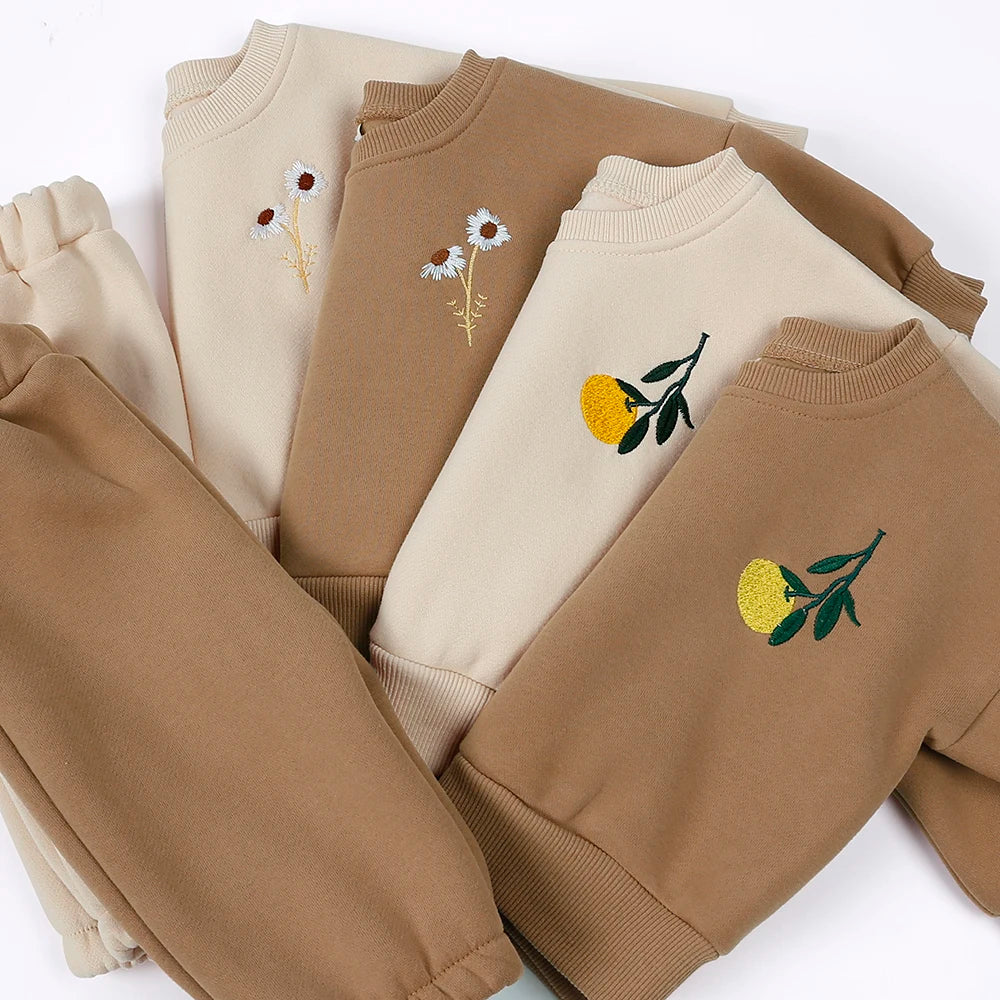 Ensemble de vêtements d'hiver pour bébé garçon et fille, sweat-shirt et pantalon en polaire épaisse brodée de fleurs, survêtement chaud pour enfant, tenue unisexe pour tout-petits, 2025