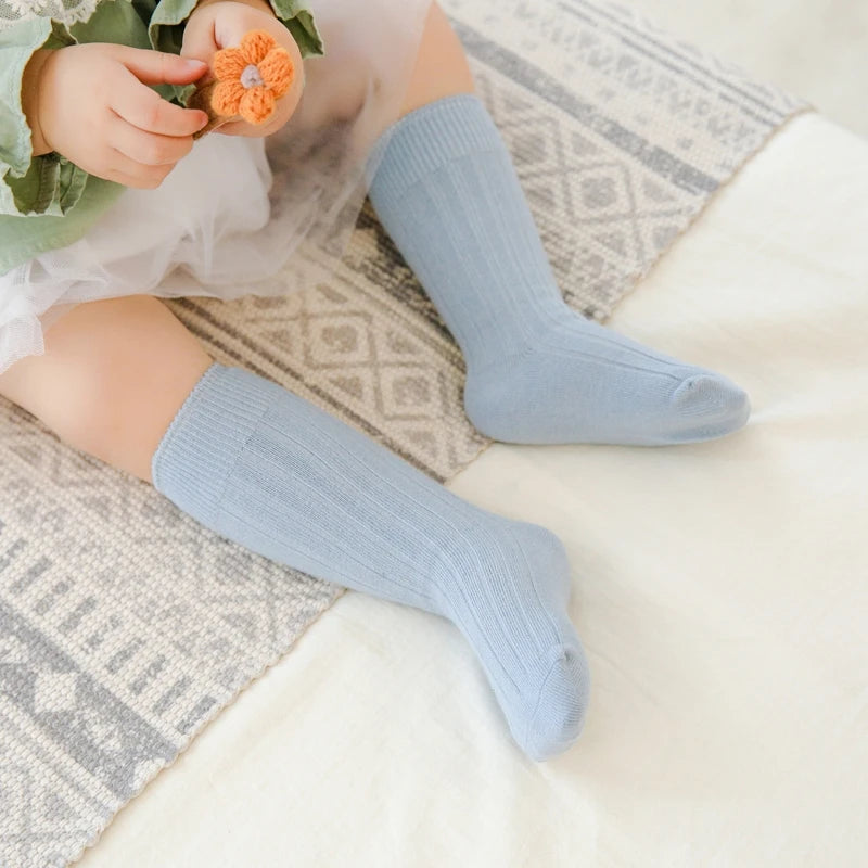 Chaussettes tendance en coton pour nouveau-né, couleur bonbon unie, longues, pour enfants, filles et garçons