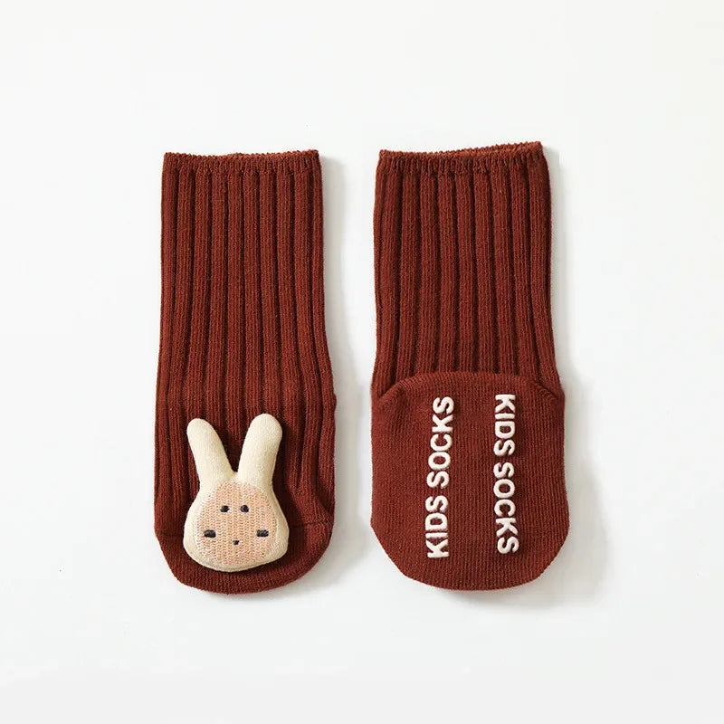 Chaussettes bébé, jolies chaussettes de dessin animé pour enfants, antidérapantes, pour filles et garçons, chaussettes de sol pour tout-petits, printemps-automne, mignonnes, accessoires pour nouveau-nés
