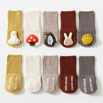 Chaussettes bébé, jolies chaussettes de dessin animé pour enfants, antidérapantes, pour filles et garçons, chaussettes de sol pour tout-petits, printemps-automne, mignonnes, accessoires pour nouveau-nés