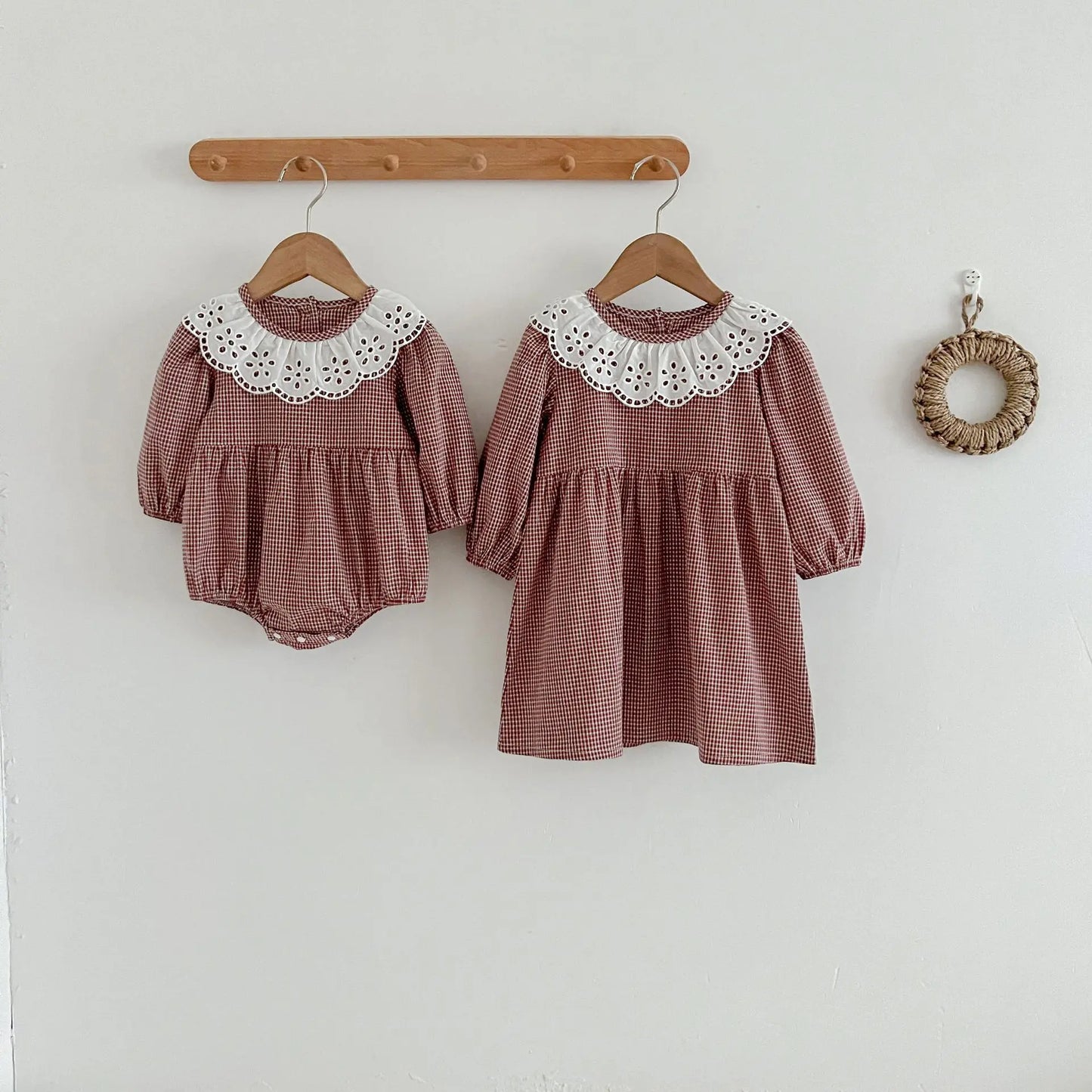 Robe d'automne à manches longues et col en dentelle pour bébé fille, tenue princesse pour nouveau-né