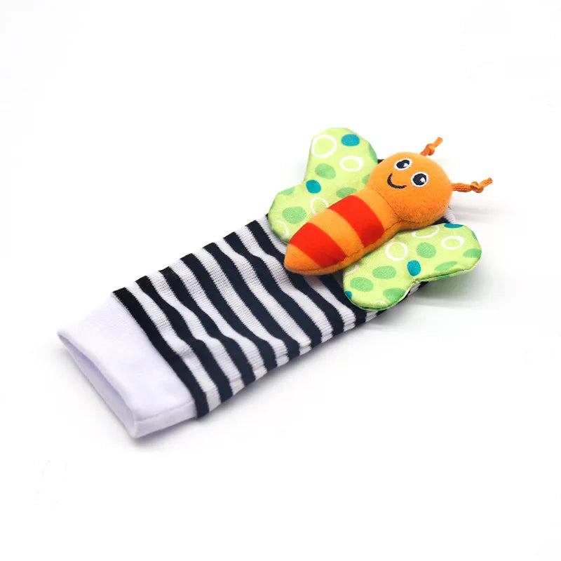 Lot de 4 hochets pour bébé de 0 à 12 mois, chaussettes avec dragonne et hochet, chaussettes pour bébé, chaussettes pour tout-petits