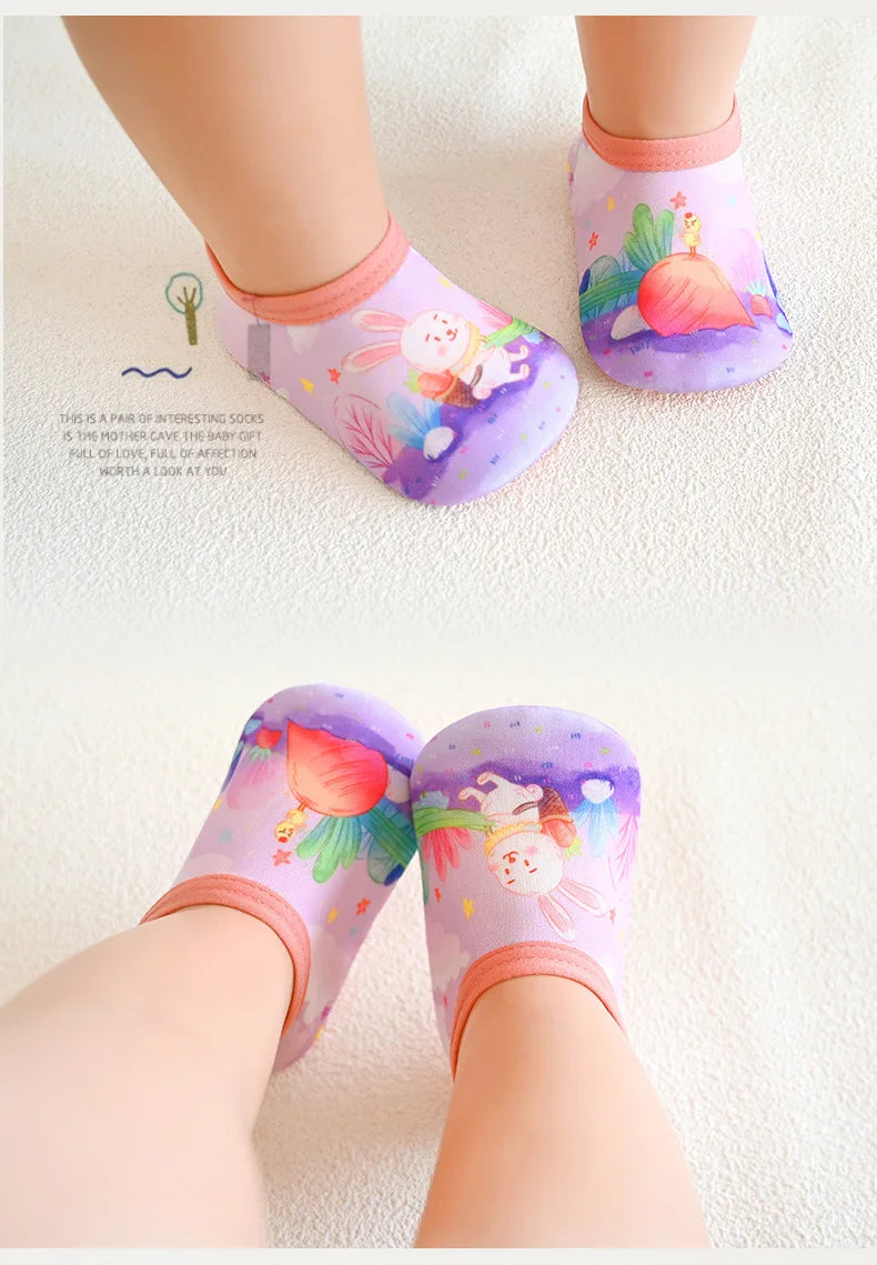 Chaussures d'eau pour bébé, motif animal de dessin animé coloré, pour piscine, plage, enfants, natation, surf, sport, baskets, chaussettes antidérapantes pour intérieur et extérieur