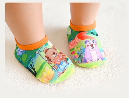 Chaussures d'eau pour bébé, motif animal de dessin animé coloré, pour piscine, plage, enfants, natation, surf, sport, baskets, chaussettes antidérapantes pour intérieur et extérieur