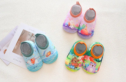 Chaussures d'eau pour bébé, motif animal de dessin animé coloré, pour piscine, plage, enfants, natation, surf, sport, baskets, chaussettes antidérapantes pour intérieur et extérieur