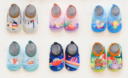Chaussures d'eau pour bébé, motif animal de dessin animé coloré, pour piscine, plage, enfants, natation, surf, sport, baskets, chaussettes antidérapantes pour intérieur et extérieur